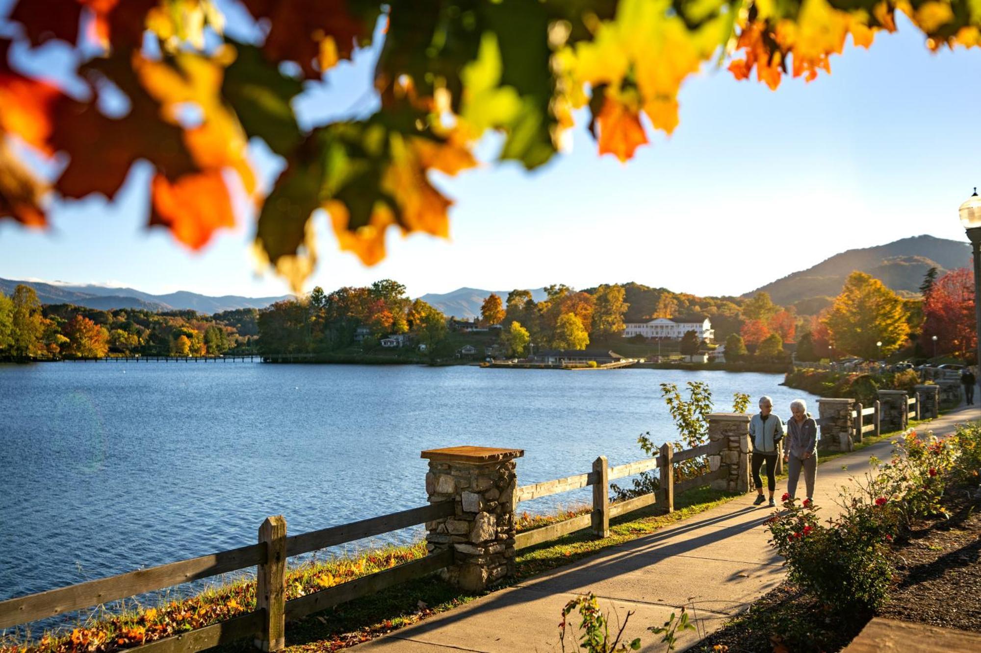 Samuel Court Cabin Lake Junaluska Экстерьер фото